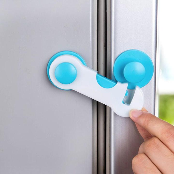 1 piece Fridge locks with key BY THE SEASONED KITCHEN TRADERS