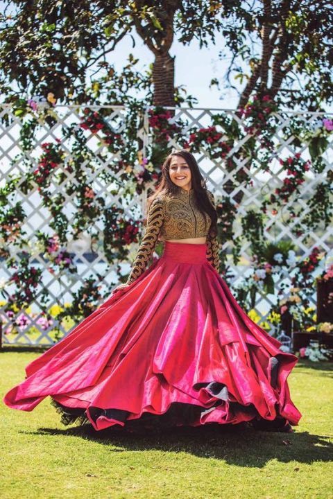 Skirt,%20womens%20skirt,%20partywear%20skirt,%20wedding%20skirt,%20fashionable%20skirt%20-%20Image%204