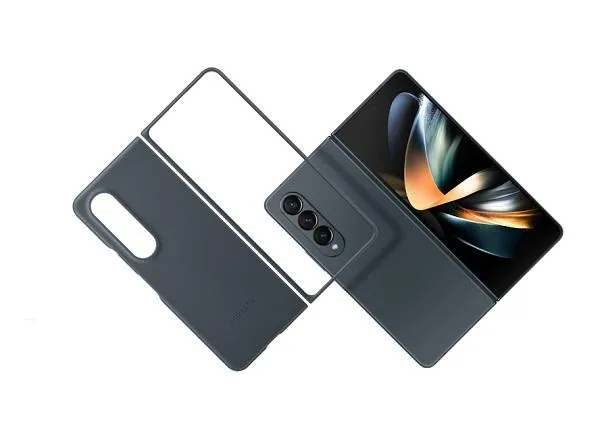 Samsung%20Galaxy%20Z%20Fold%204%20Leather%20Cover%20Black%20-%20Image%206