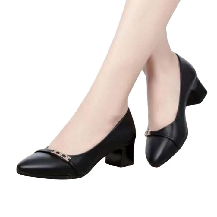 Cute black pumps best sale