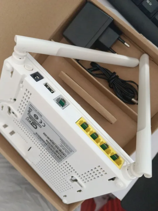 Huawei%20HG%208546M%20XPON%20Fiber%20Optic%20Router%205dBi%20Antinna,%20xpon%20fiber%20router,%20xpon%20fiber%20router%208546,%20xpon%20fiber%20router%208546m,%20xpon,%20fiber%20router,%20long%20range%20antinna,%20fiber%20optic%20router,%20(Gpon,%20Epon)%20Xpon%20fiber%20optic%20router,%20Huawei%20fiber%20optic%20router%20-%20Image%207