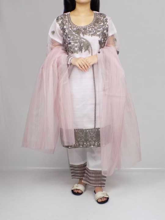 Organza%20white%203%20Pieces%20Embroidered%20Stitch%20Ladies%20Suit%20Ready%20to%20Wear%20for%20Girls%20and%20Women%20-%20Image%208