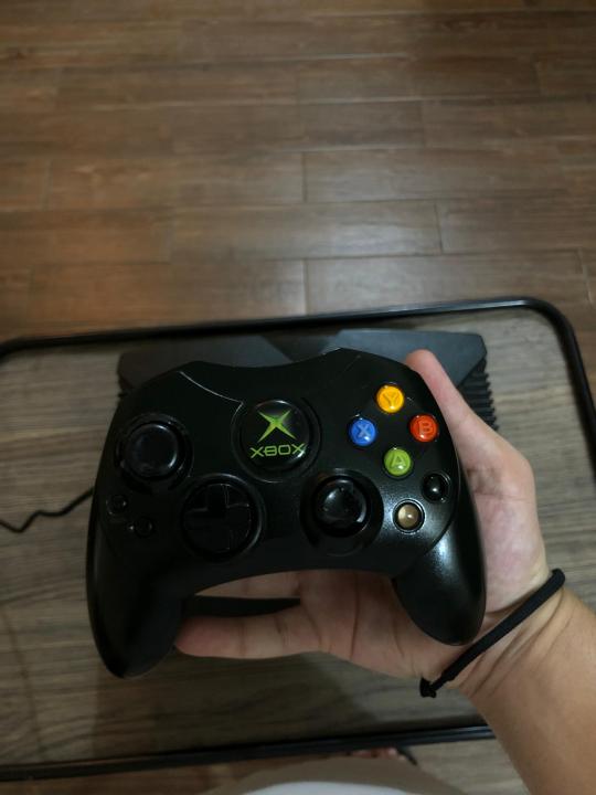Original%20XBOX%20Console%202001%20Classic%20Model%20-%20Image%203