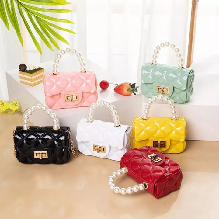 Girls%20Pearl%20Handle%20Mini%20Size%20Fiber%20Crossbody%20Bags%20-%20Image%203