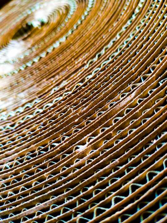 20%20Inch%20Wide%2010%20Feet%2020%20Feet%2030%20Feet%2040%20Feet%2050%20Feet%20100%20Feet%20200%20Feet%20Length%20Cardboard%20Paper%20Wrap%20Corrugated%20Paper%20Packing%20Roll%20Reel%20High%20Quality%20Gatta%20Carton%20Roll%20-%20Image%202