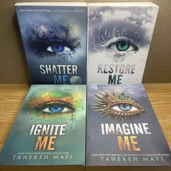 Shatter Me , Restore Me , Ignite Me , Imagine Me by Tahereh Mafi ( Pack ...