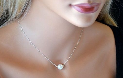 Beautiful%20Simple%20Silver%20&%20Golden%20Chain%20with%20Single%20Pearl%20Necklace%20for%20girls%20Women%20-%20Image%203