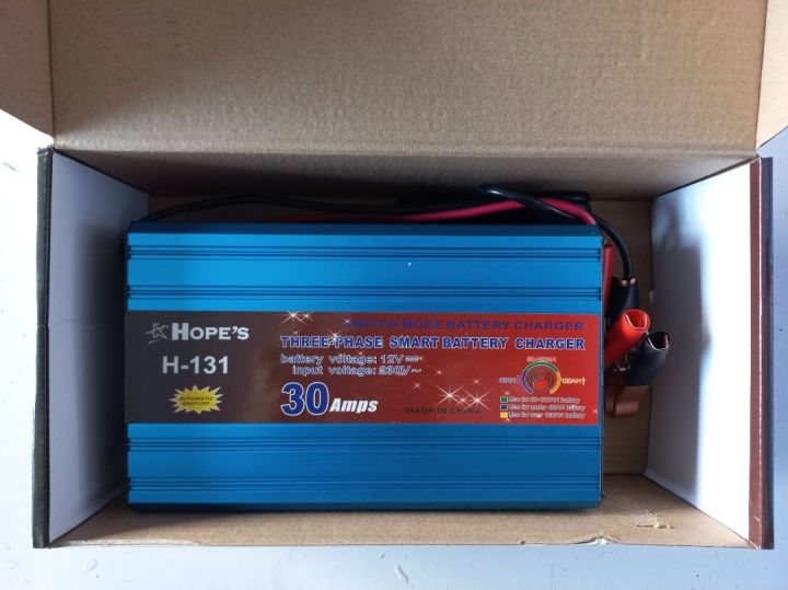 HOPE%E2%80%99S%20H-131%20Three%20Phase%20Smart%20Battery%20Charger%2030%20Amp%20Switch%20Mode%20Battery%20Charger%20-%20Image%202