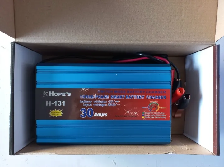 HOPE%E2%80%99S%20H-131%20Three%20Phase%20Smart%20Battery%20Charger%2030%20Amp%20Switch%20Mode%20Battery%20Charger%20-%20Image%202