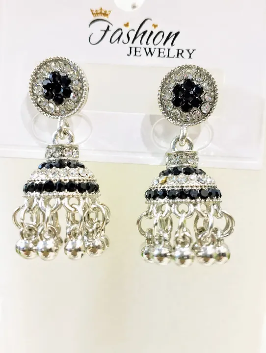 Jhumka%20Earrings%20for%20Girls%20%7C%20Bridal%20Wedding%20Jewelry%20%E2%80%93%20Elegant%20Beautiful%20Golden%20&%20Silver%20Mix%20Designs%20-%20Image%207
