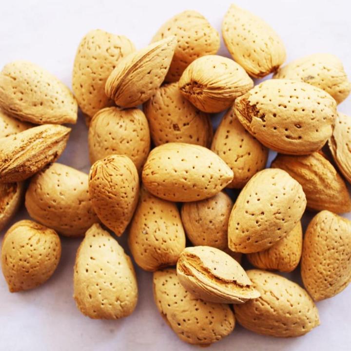 DRY FRUITS BADAM