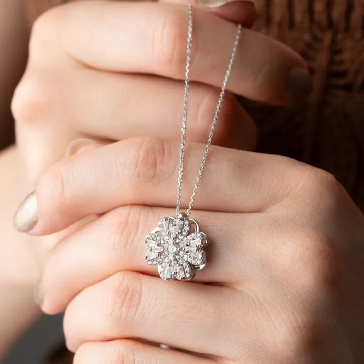 Elegant%20Floral%20Pendant%20Necklace%20with%20Cubic%20Zirconia%20Accents%20in%20Silver%20Tone%20-%20Image%207