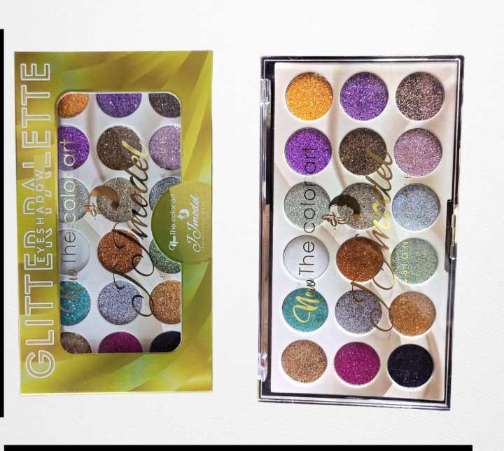 J%20J%20Model%2018%20Colors%20Sequins%20Glitter%20Powder%20High%20Gloss%20Pearly%20Eye%20shadow%20Palettee%20-%20Image%203