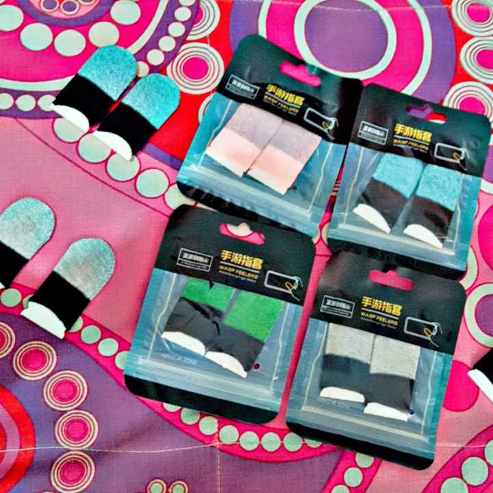 0.9%F0%9F%8E%AE%20Black%20Mobile%20Gaming%20Thumb%20Gloves%20%7C%20Finger%20Sleeves%20for%20Ultra%20Smooth%20Touch%20&%20Quick%20Response%20%7C%20Sweat%20Resistant%20Gaming%20Accessory%20for%20Better%20Control%20&%20Precision%20-%20Image%203