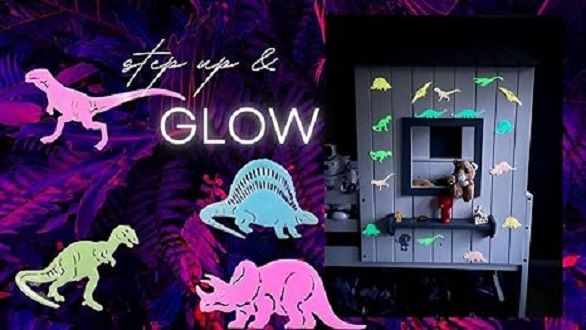 Luminous%20Dinosaur%20Toy%20Set%20-%208-Piece%20Glow-in-the-Dark%20Animals%20and%20Reptiles%20-%20Image%204