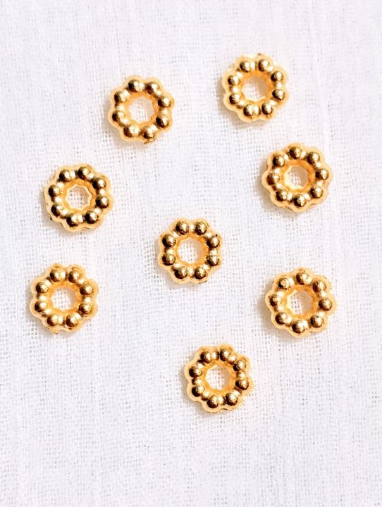 150%20/%20300%20Pcs%20Gold%20Plastic%20Spacer%20Beads%206mm%20%7C%20Round%20Flower%20Shape%20Spacers%20for%20Jewelry%20Making%20%7C%20DIY%20Craft%20Necklace,%20Bracelet,%20Earrings,%20Beading%20Supplies%20-%20Image%205