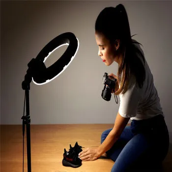 BD-300%20Ring%20Fill%20Light%20%E2%80%93%2010-Inch%20LED%20Selfie%20Ring%20Light%20with%20Tripod%20Stand%20&%20Phone%20Holder%20for%20Makeup,%20Live%20Streaming,%20and%20Photography%20-%20Image%206