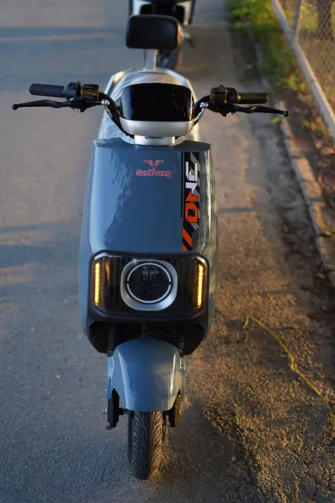 %E2%9A%A1%20SY03%20Electric%20Scooter%20%E2%80%93%20Long%20Range%20Power%20(120km)%20with%20Lithium%20Battery%20&%20Fast%20Charge%20-%20Image%202