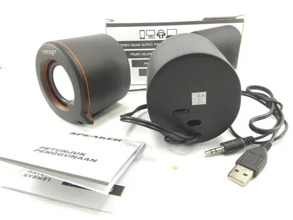 Teal%E2%84%A2%202%20Portable%20USB-Powered%205V%20Mini%20Speaker%20with%203.5mm%20Stereo%20Connector%20Mini%20Speaker%20for%20Laptop%20/%20PC%20/%20Mobile%20-%20Image%206