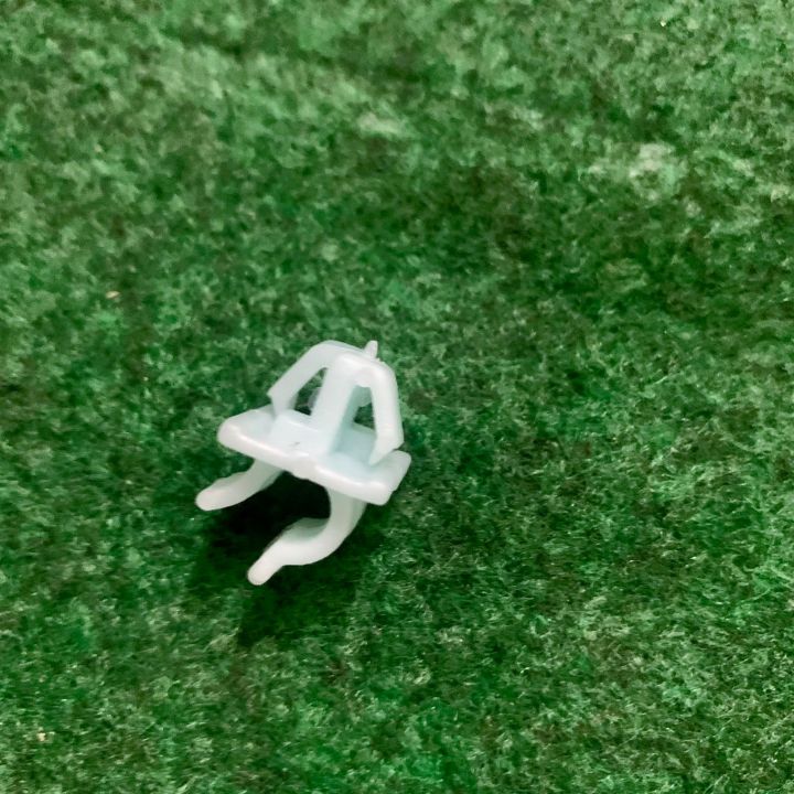 Pack%20of%202%20Suzuki%20Mehran%201999-2018%20Bonet%20Rod%20Clip%20-%20Image%204