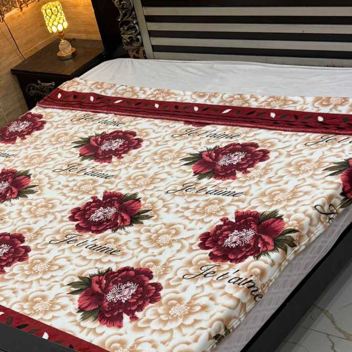 BeQuest Soft Fleece AC Blanket Set for Double Bed - Elegant  Floral Design