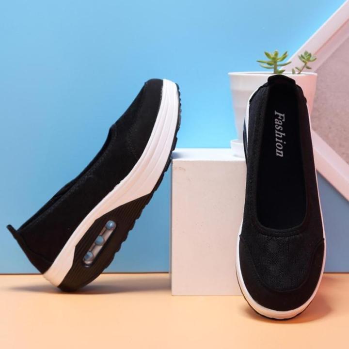 Breathable%20Mesh%20Shake%20Sport%20Sneakers%20For%20Women%20-%20Image%205