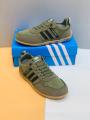 Men's Casual Sneakers with Cream Stripes, Lace-Up Fashion Shoes with Gum Sole for Everyday Wear. 