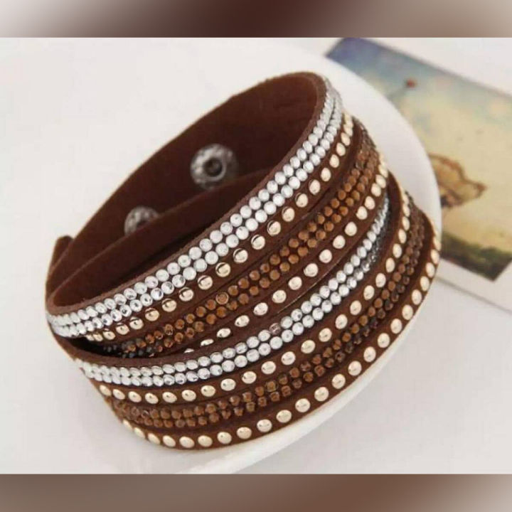 Design Crystal Rivet Multilayers Bracelet