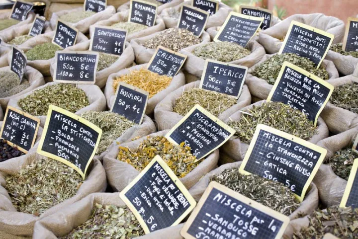 Organic%20Clove%20(Laung)%20%E2%80%93%20Aromatic%20Whole%20Spice%20for%20Cooking%20&%20Health%20(80gram)%20-%20Image%203