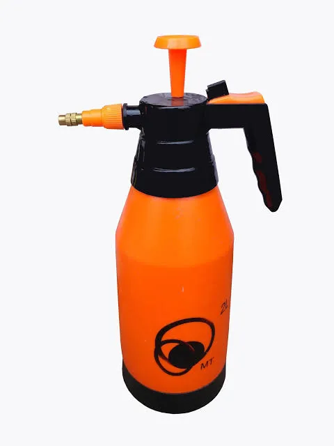 2%20Liter%20Pressure%20Pump%20Water%20Sprayers%20-%20Pressure%20Spray%20Bottle%20-%20Handheld%20Garden%20Sprayer%20-%20Garden%20Watering%20Sprayer%20-%20Gardening%20Spray%20Pump%20-%20Foamy%20Wash%20For%20Car%20Tool%20-%20Image%204