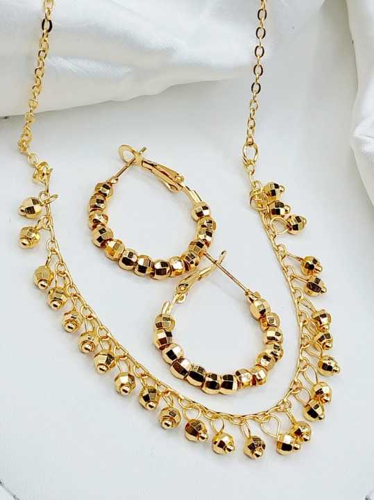 Elegant%20Gold%20Locket%20Set%20%E2%80%93%2024K%20Fine%20Gold%20Jewelry%20-%20Image%202