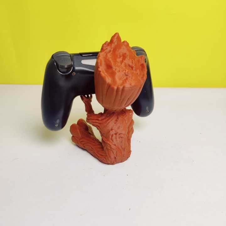 Fortnite%20Banana%20Controller%20Stand%20Keep%20Your%20Controllers%20Organized%20Ps4/ps5%20Xbox%20one/360%20-%20Compatible%20with%20All%20Controllers%20-%20Image%208