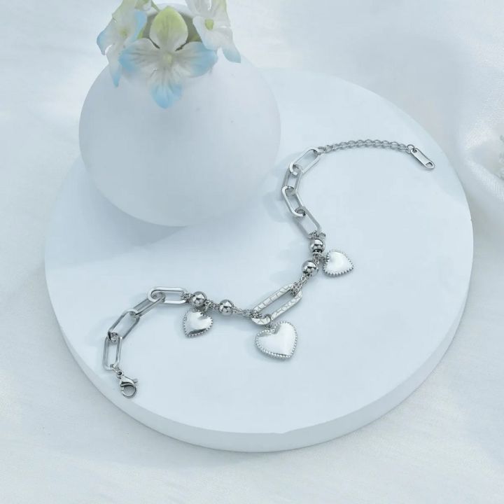 Premium%20Stainless%20Steel%20Jewellery%20%E2%80%93%20Corroded%20Three%20Peach%20Heart%20Bracelet%20for%20Women%20and%20Couples%20Gift%20-%20Image%202