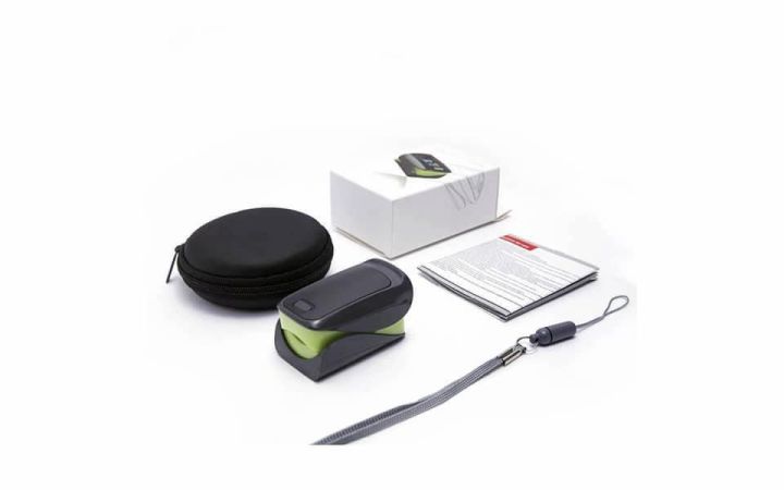 Yonker%20Finger%20Pulse%20Oximeter%20-%20Image%202