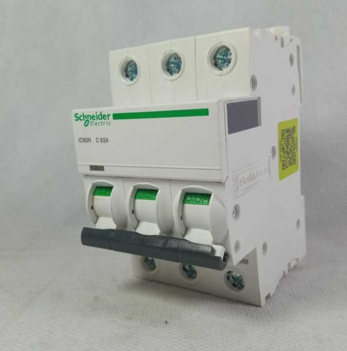 Schneider%20Electric%203-Pole%20Circuit%20Breaker%2016/20%20Amps%2040A/63A%20High-Quality%20Electrical%20Safety%20Switch%20-%20Image%203