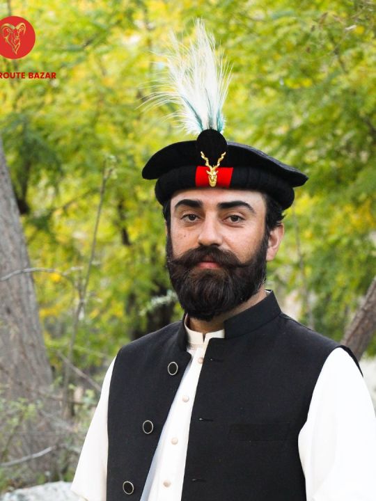 Black%20Chitrali%20Cap%20(Pakul)%20With%20Markhor,%20%20Premium%20Quality%20Chitrali%20cap%20Peshawari%20Pakul%20%7C%20Handmade%20-%20100%25%20Pure%20Wool%20-%20Image%203