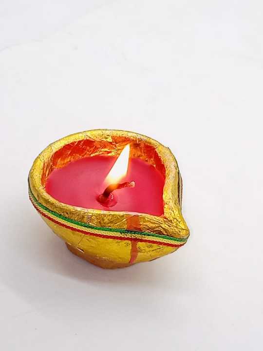 Diva%20Lamp%20Window%20Graphics,%206%20Pack%20Reusable%20&%20Non-Residue,%20Window%20Decals,%20Window%20Decorations,%20Window%20Stickers,%20Made%20in%20Pakistan%20-%20Image%202