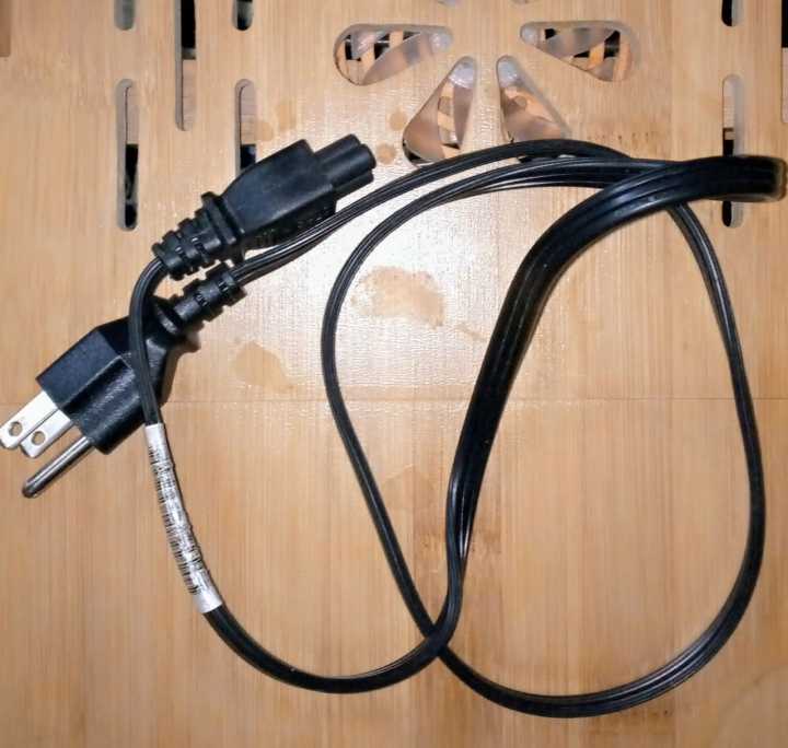 Latop%20Charger%20POWER%20Cable%20Lead%203%20Pin1.5M%20Latop%20Charger%20ORIGINAL%20BRANDED%20-%20Image%209
