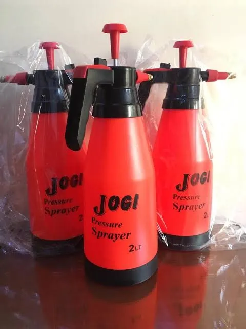 2%20Liter%20Pressure%20Pump%20Water%20Sprayers%20-%20Pressure%20Spray%20Bottle%20-%20Handheld%20Garden%20Sprayer%20-%20Garden%20Watering%20Sprayer%20-%20Gardening%20Spray%20Pump%20-%20Foamy%20Wash%20For%20Car%20Tool%20-%20Image%208