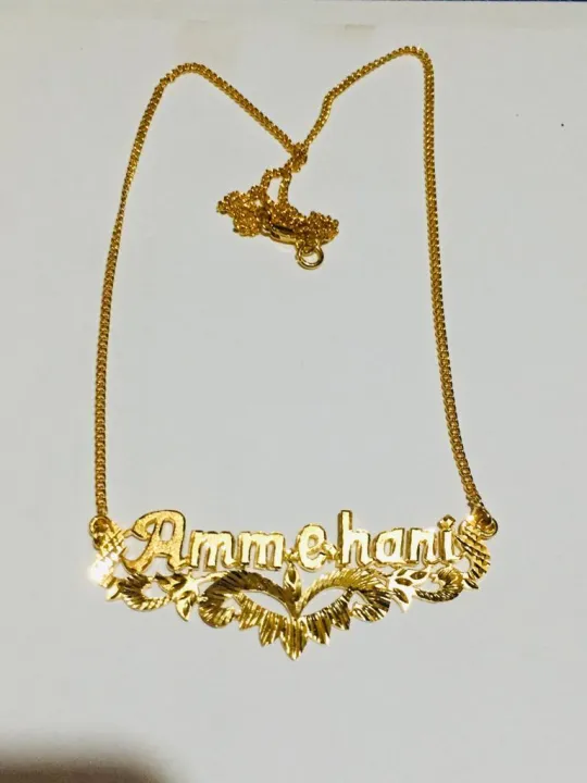 Customized%20Name%20Locket%20-%20Image%203