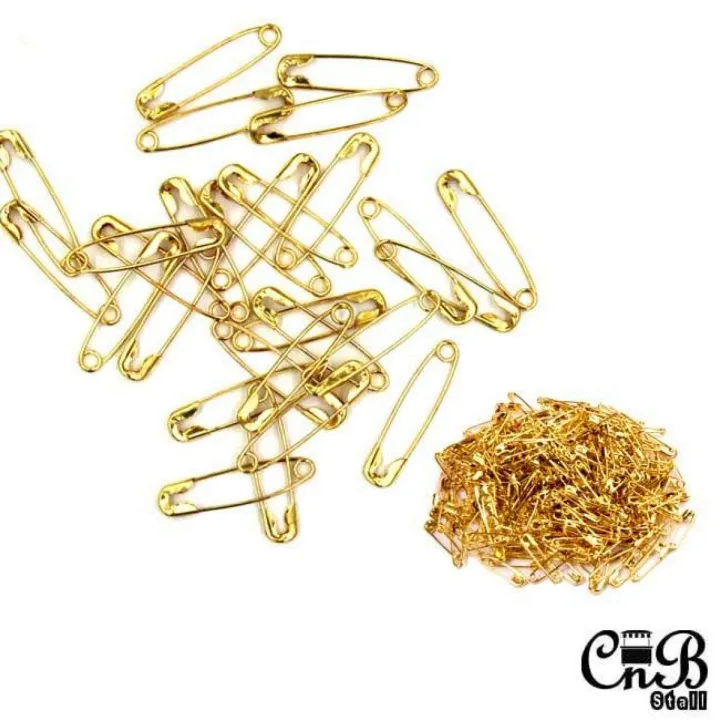 Golden%20Safety%20Pins%20Bulk%20Pack%2030%20to%2040%20Pieces%20per%20Pack%20Fashionable%20Accessory%20for%20Clothing%20Repair%20And%20Craft%20Projects%20-%20Image%202
