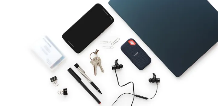 SanDisk%20Extreme%20Portable%20SSD%20-%202TB%20-%20Image%205