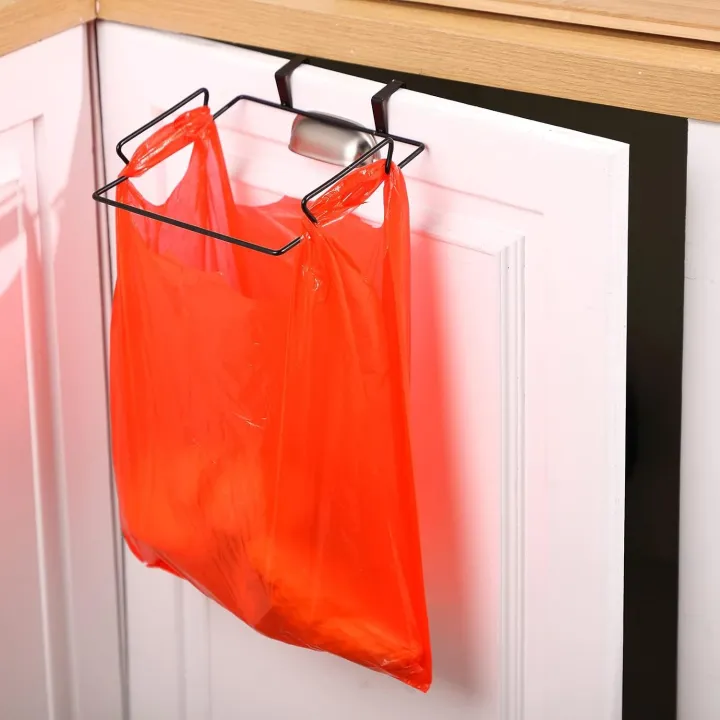 Attach-A-Trash%20The%20Hanging%20Trash%20Bag%20Holder%20-%20Image%206