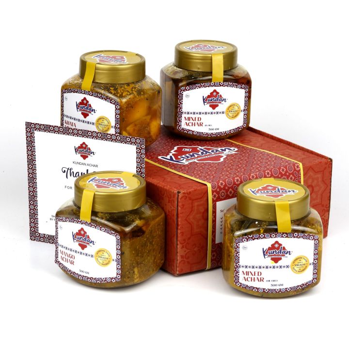 Achar%20Gift%20Box-Kundan%20Achar%20Gift%20Box-Shikarpuri%20Achar-%204%20Flavors%20(2%20Kg)%20-%20Image%204