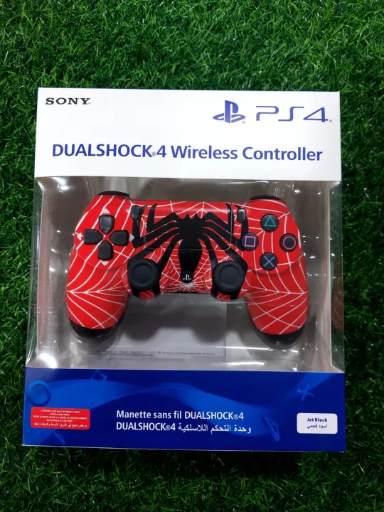 DualShock%204%20Wireless%20Controller%20-%20Red%20-%20Image%203