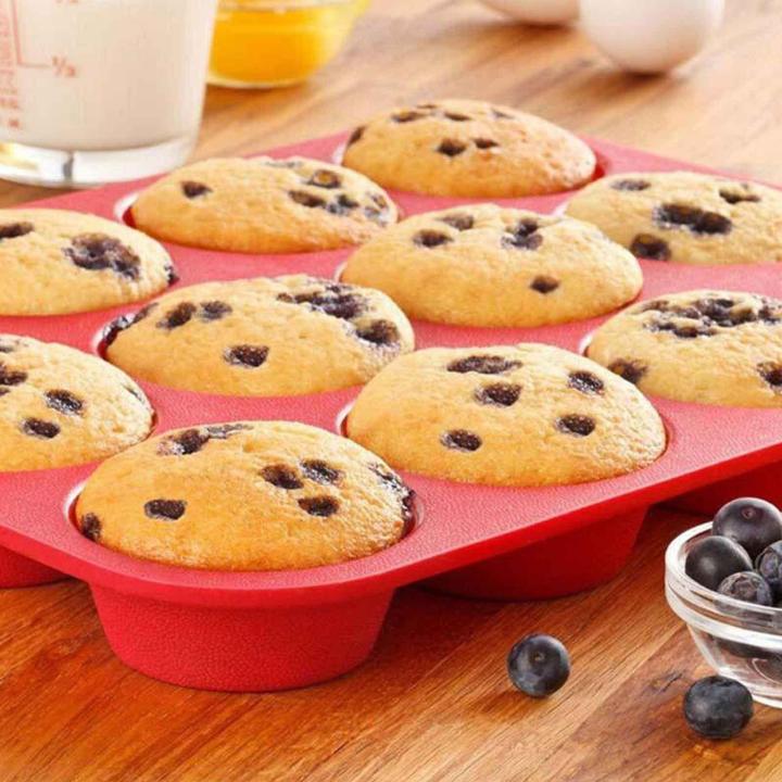 Silicone%20Bakeware%20-%20Muffin%20Pan%20/%20Cupcake%20Pan%20-%2012%20Cup%20Muffin%20Tin%20-%20Image%205
