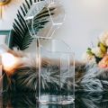 Acrylic Makeup Brush Holder With Pearls, Cosmetic Brush Case With Dustproof Lid, Countertop Brushes Holder. 