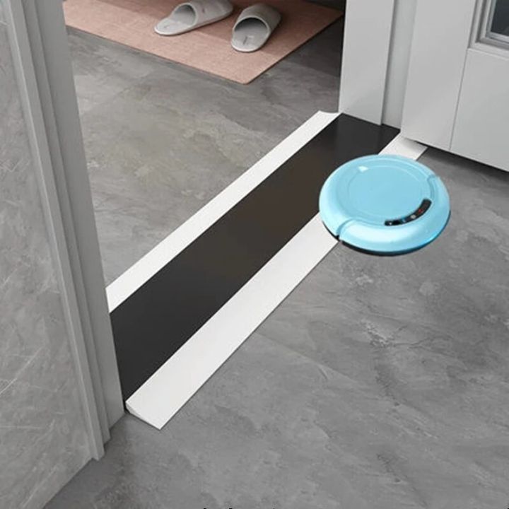 Bendable%20Silicone%20Water%20Stopper%20Kitchen%20Countertop%20Water%20Retaining%20Strip%20Bathroom%20Threshold%20Water%20Dam%20Barrier%20Dry%20Wet%20Separation%20-%20Image%203