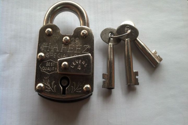 Pad Lock, Heavy Duty Desi Lock Full Size Door Lock Gate | Daraz.pk