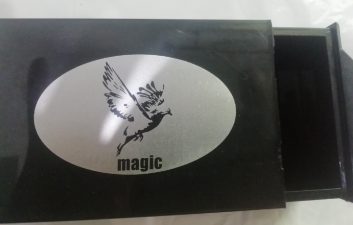 Magic%20Box%20Hide%20things%20inside%20Hidden%20tray%20trick%20for%20Kids%20Party%20Fun%20Prop%20-%20Image%203